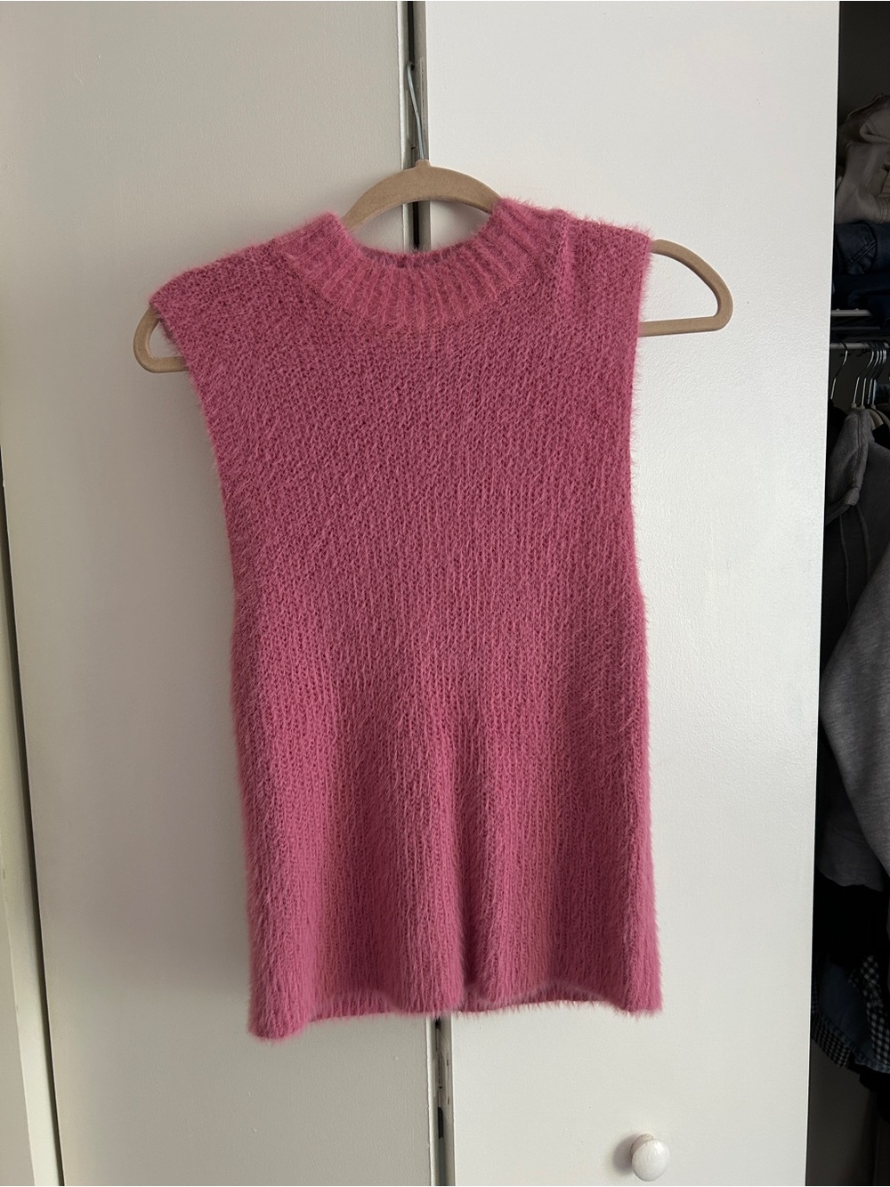 Old Navy Fuzzy Pink Sleeveless Knit Tank